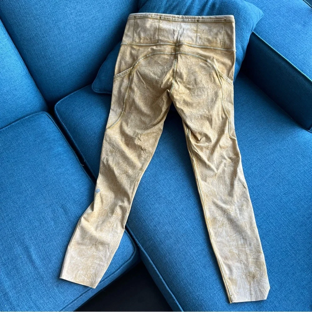Lululemon women’s size 8 high waisted leggings/tights. - Picture 7 of 7